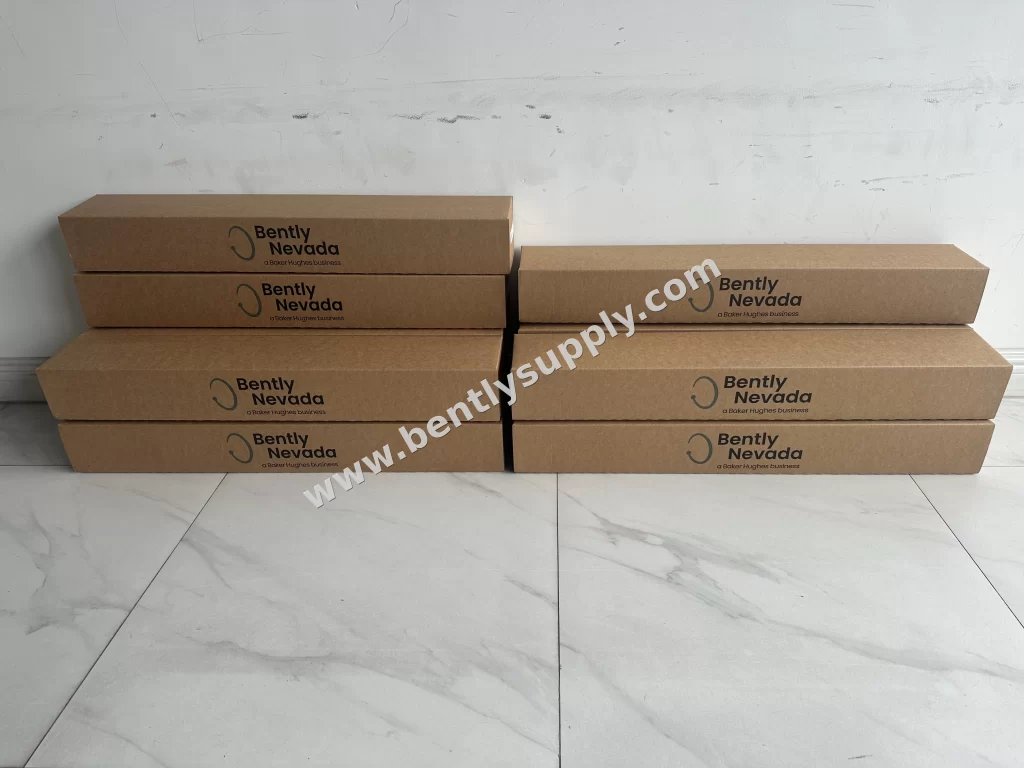 Bently Nevada 31000-28-10-00-015-03-02 product photo — Bently Nevada 31000-28-10-00-015-03-02 31000 Annäherungssondengehäuse